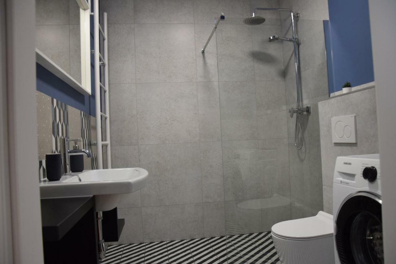 Verrari Apartaments Leba Exteriér fotografie
